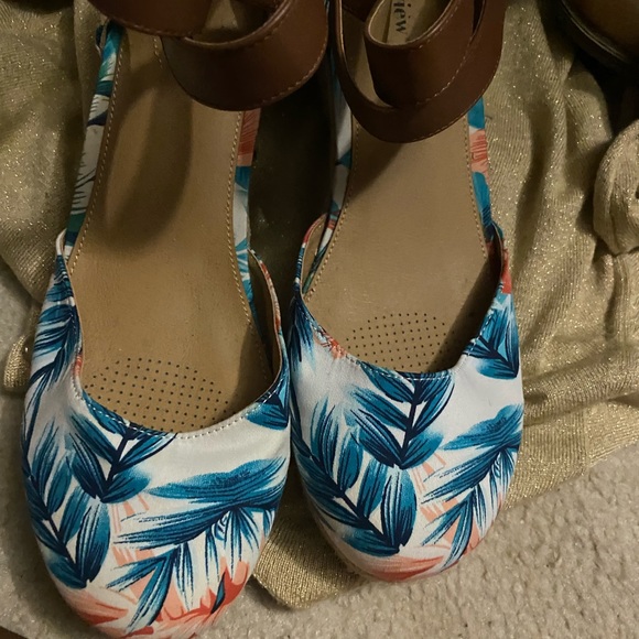 Espadrille wedges - Picture 7 of 15